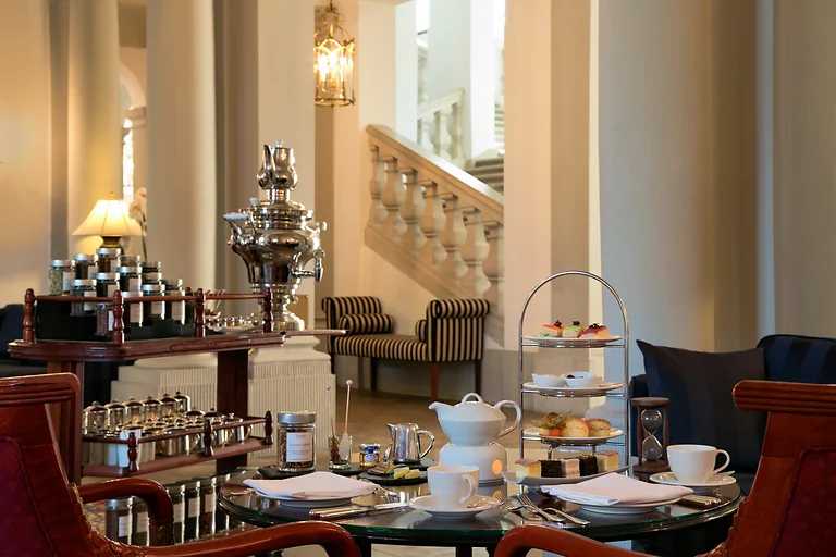 Hotel Taschenbergpalais Kempinski Dresden - Afternoon Tea